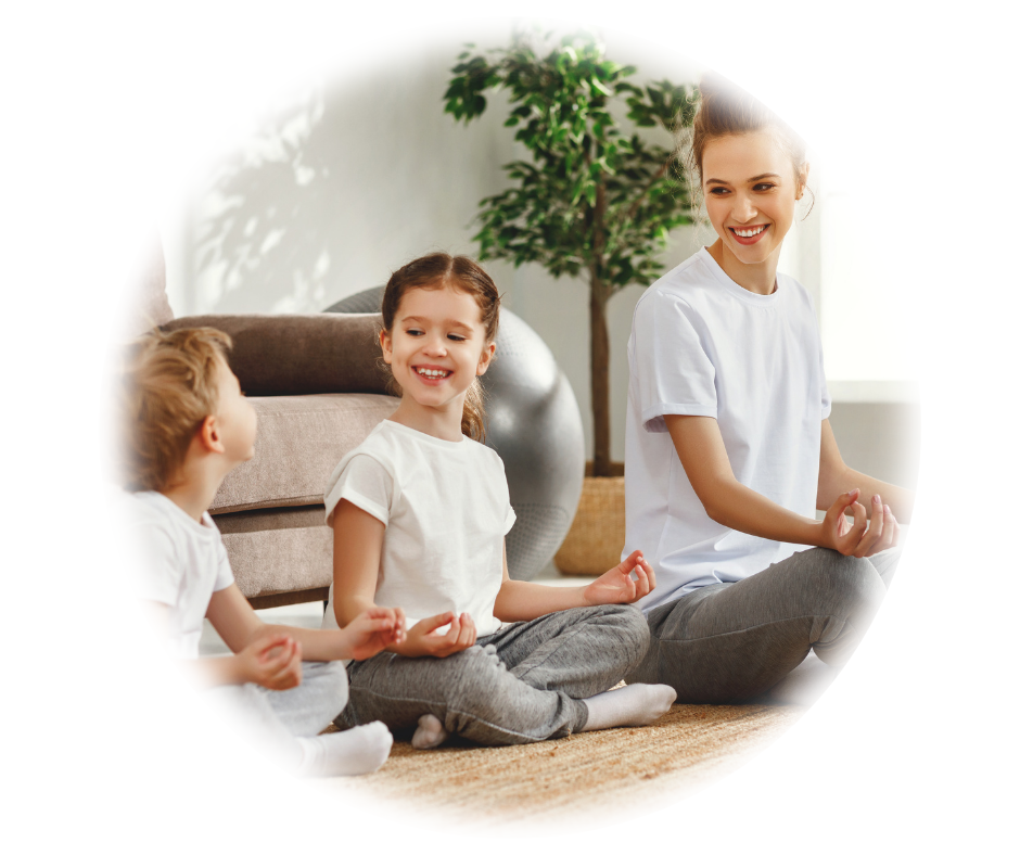 familie-meditation-1-copy1-940w-788h